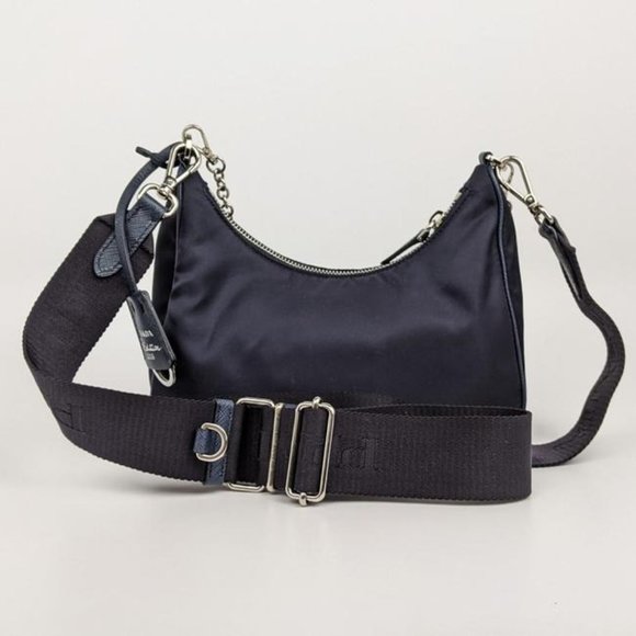 SOLD Prada Navy Nylon Re-Edition 2005 Bag - Picture 2 of 7